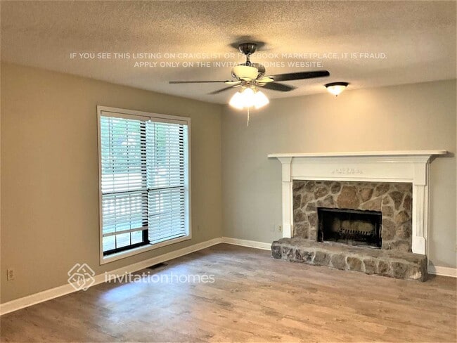 Photo - 6101 Crabapple Pl