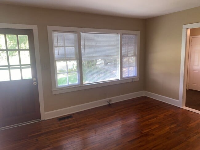 Photo - r3910 Unidad 1