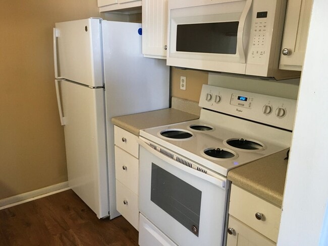 Photo - 220-323 Elm St. Unit 323 - A