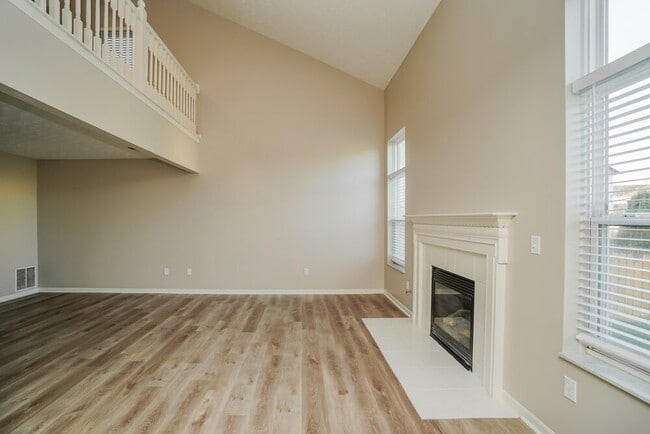 Photo - 3827 Winding Twig Dr