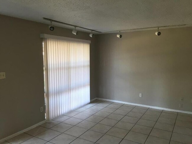 Photo - 5216 Palisades Dr