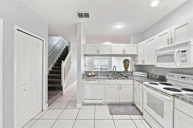 29924 Playa Del Rey Ln