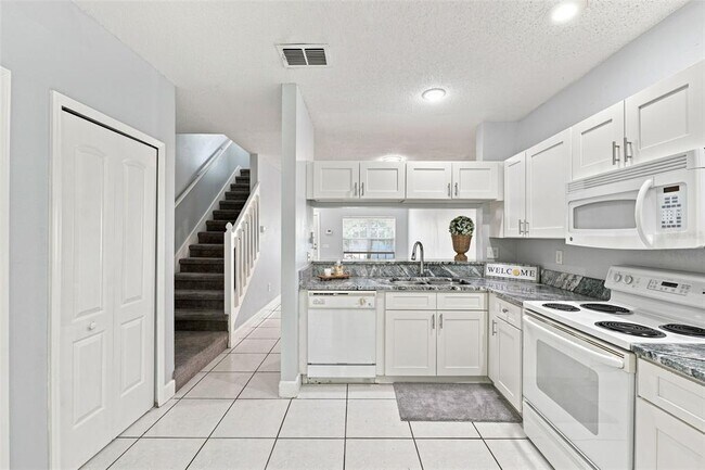 Photo - 29924 Playa Del Rey Ln