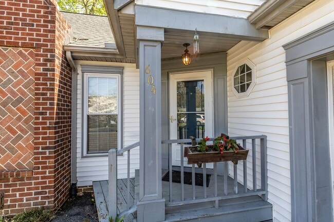 Photo - 604 Wilder Dr