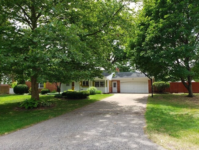 Building Photo - 4-bedroom, 2 bathroom unfurnished home in Stevensville