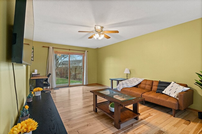 Photo - 2422 Cedar Crest Dr Unidad ID1397952P