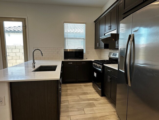 Photo - ALL UTILITIES INCLUDED CHANDLER CASITA W/ 1 CAR SEPERATE GARAGE ALMOST BRAND NEW