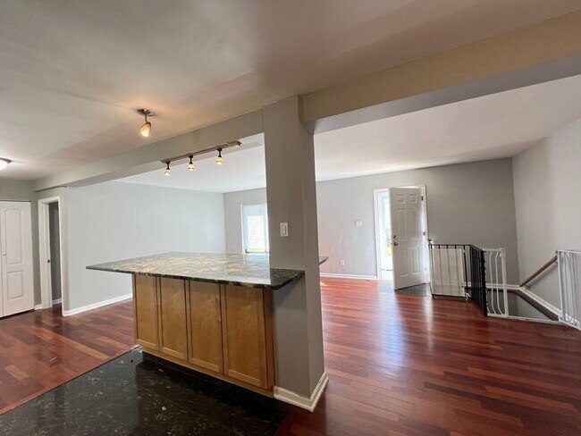 Photo - 2903 W Berwyn Ave Unit 1S