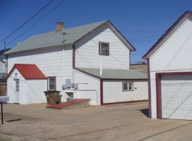 Photo - 207 E Sheridan St