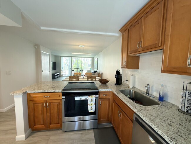 Photo - 4242 Deste Ct Unidad 208