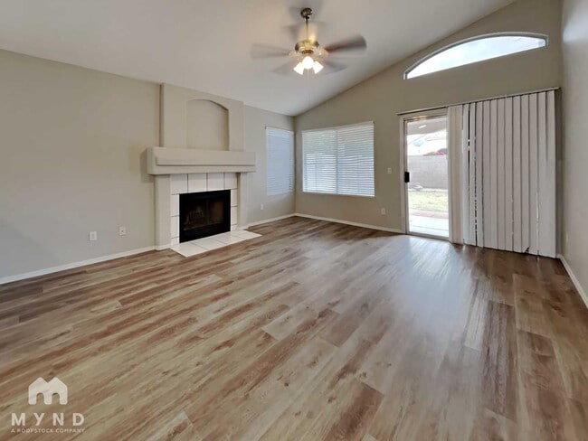 Photo - 1045 W Todd Dr