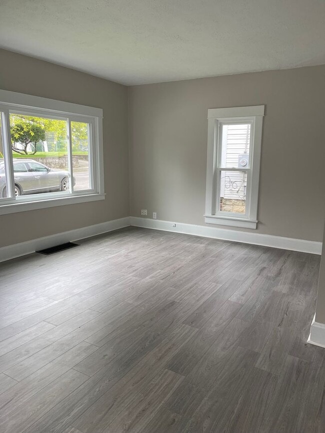 Photo - Three Bedroom House