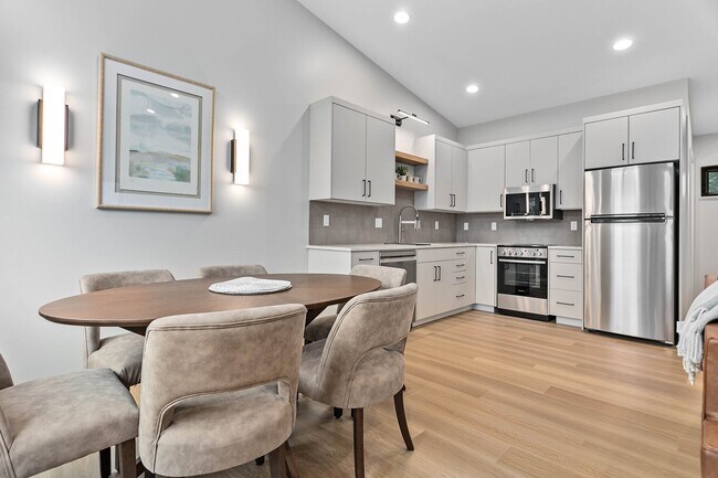 Photo - 2517 Vallette St