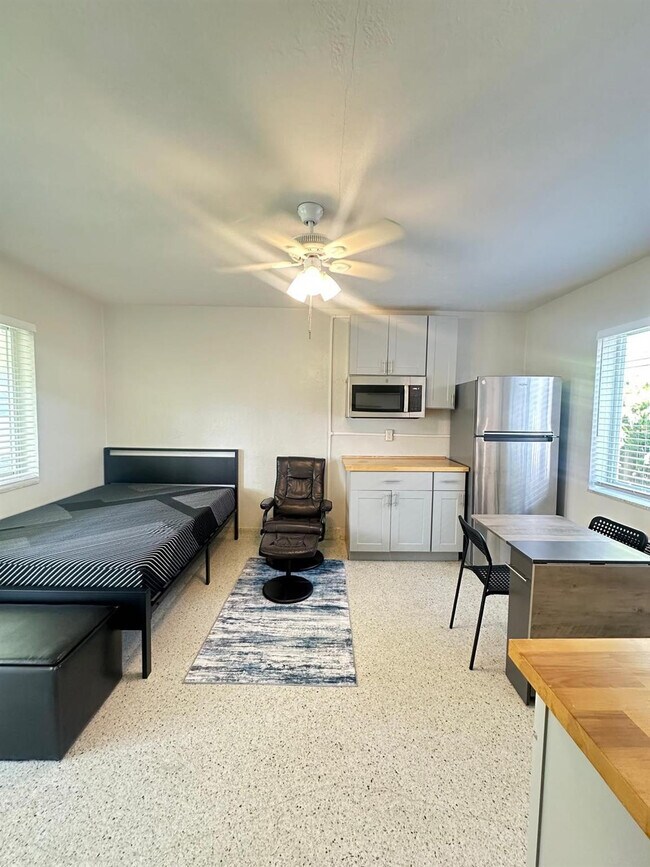 Photo - 1712 Fletcher St Unidad 3