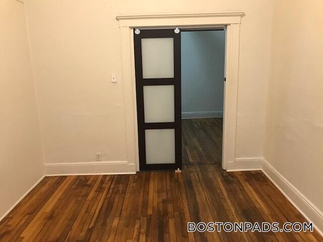 Photo - 25 Walbridge St Unit B
