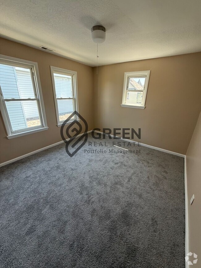 Building Photo - 322 W Merchant St Unit 322 Rental