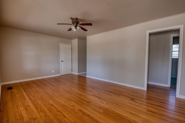 Photo - 3809 NW 51st St