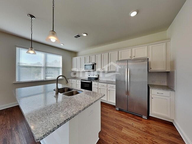 Photo - 2854 Chapel Hill Rd