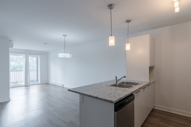Photo - 1800 Rue Victoria Unité 404