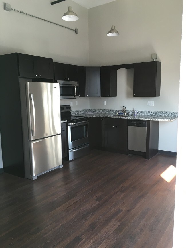 Photo - Standard Life Building