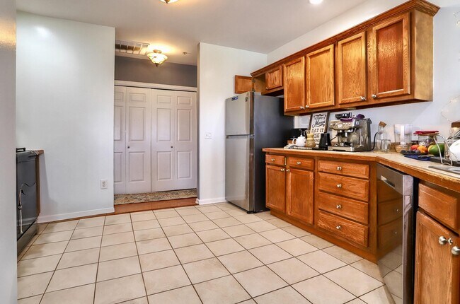 Photo - 340 The Promenade Unit 340