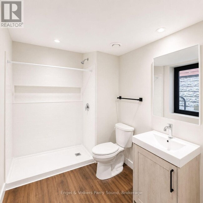 Photo - 57 James St Unit 201