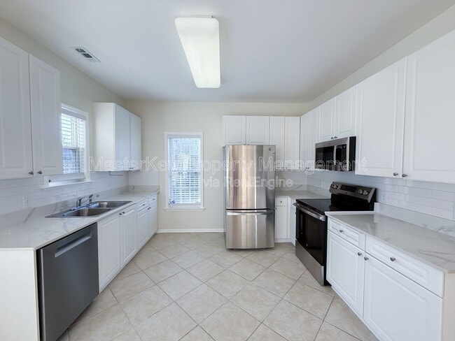 Photo - 804 Willowedge Ct
