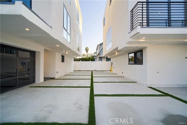 Photo - 616 N Mariposa Ave