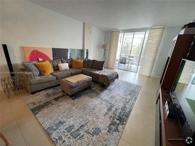 Building Photo - 3660 NE 166th St Unit 307 Rental