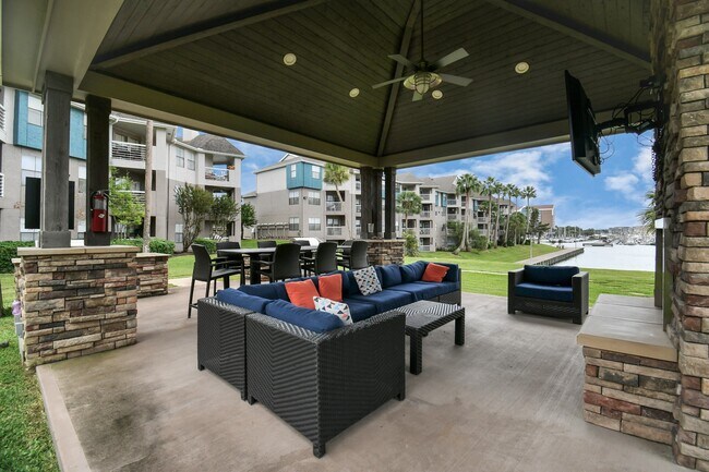 Building Photo - 1201 Enterprise Unit 314