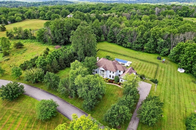 Photo - 7 Paiges Way