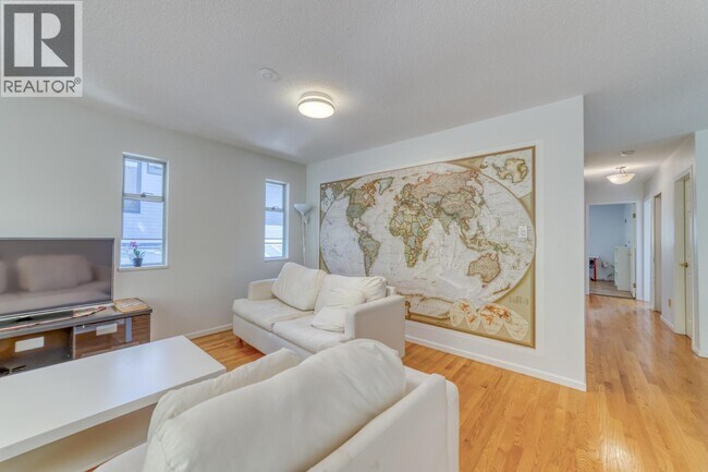 Photo - 4533 W 16th Ave