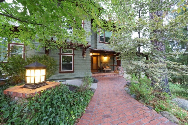 Photo - 3765 N Canyon Rd