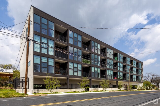 Photo - Angelina+12th