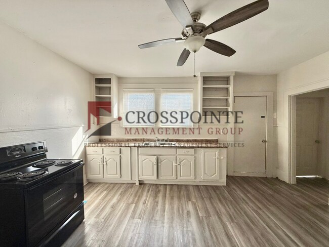 Photo - Bow St Triplex Unit A