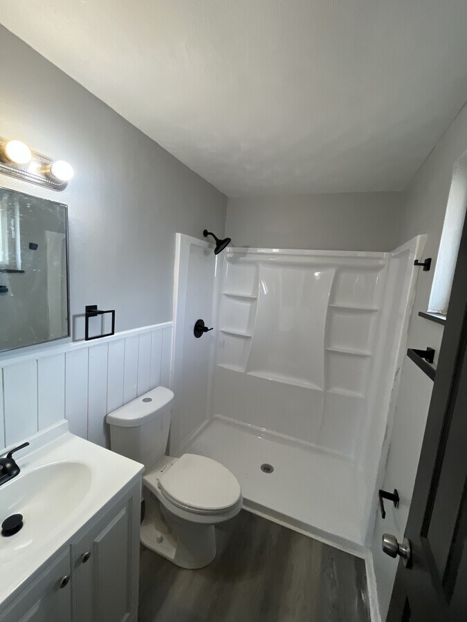 Photo - 2257 Hepburn Ave Unit B
