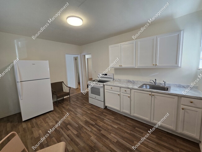 Photo - 1264 Byewood Ln SW