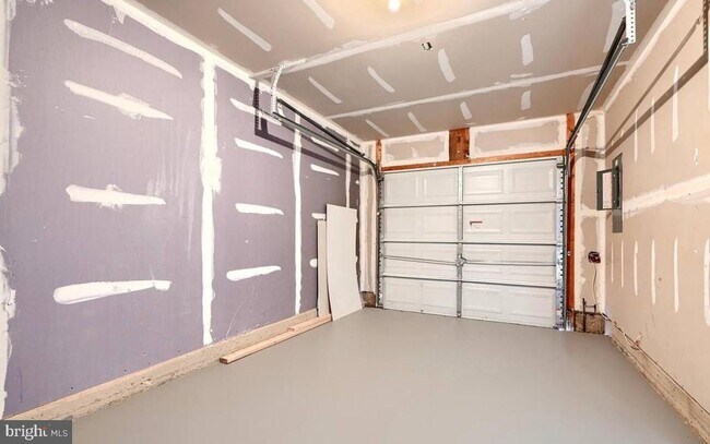 Photo - 9863 Decatur Rd