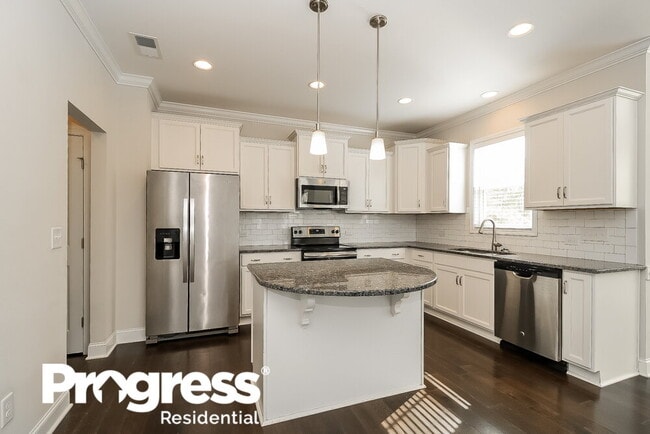 Photo - 190 Grey Hawk Dr