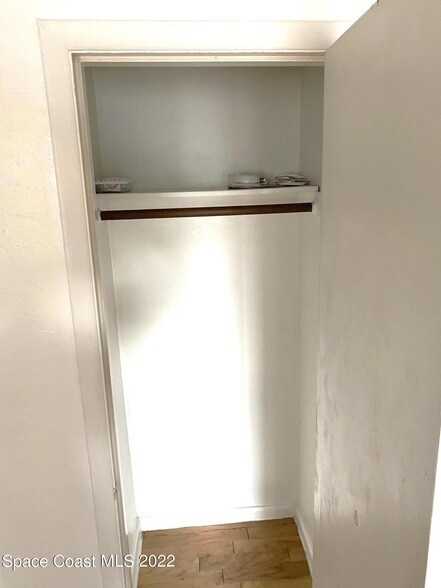 Photo - 1199 Jordan Ct NE Unidad B