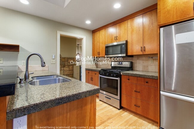 Photo - Enchanting 4-Bed Palisades Oasis with Idyl...
