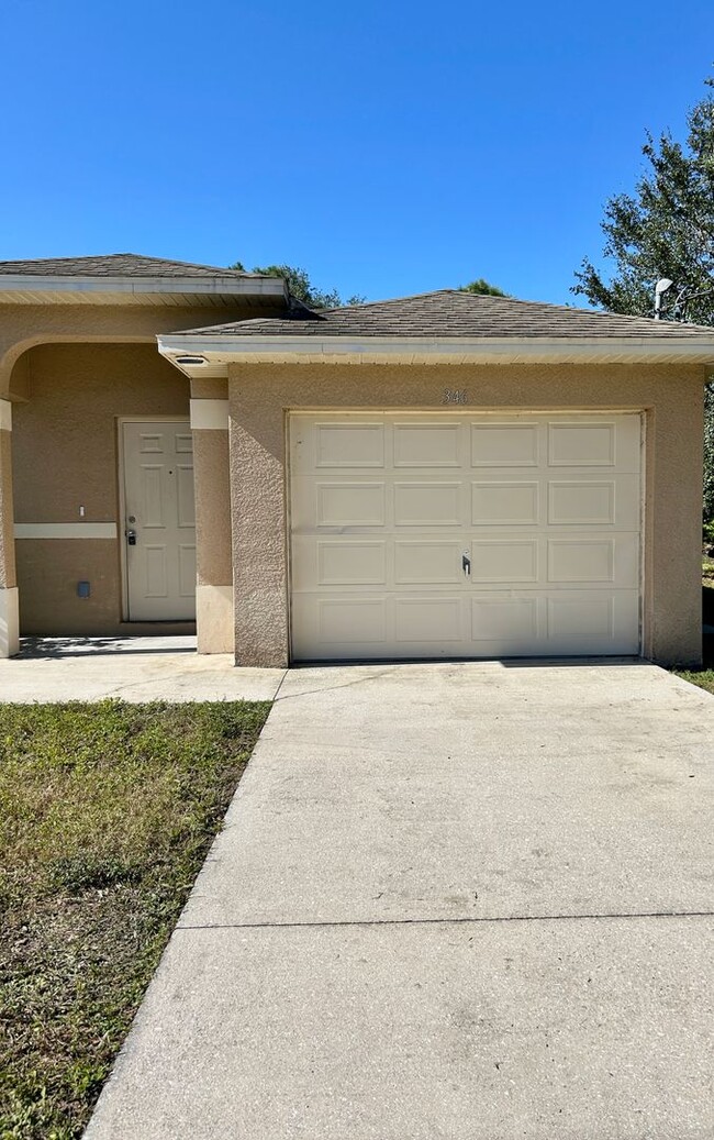 Photo - 346-348 Bell Blvd Townhome