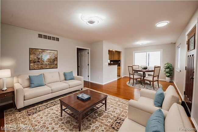 Photo - 5528 Sunnycrest Dr