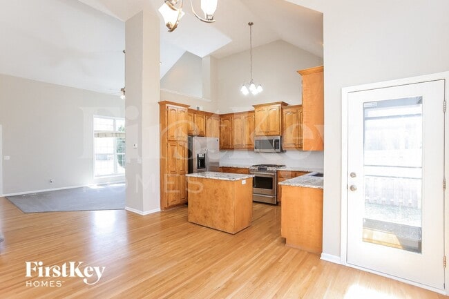 Photo - 9014 N Hull Ave