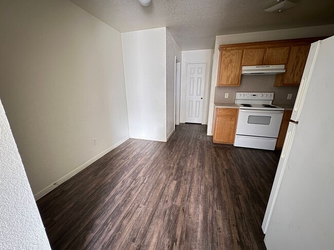 Photo - 3701 Ys Pak Ct Unidad D