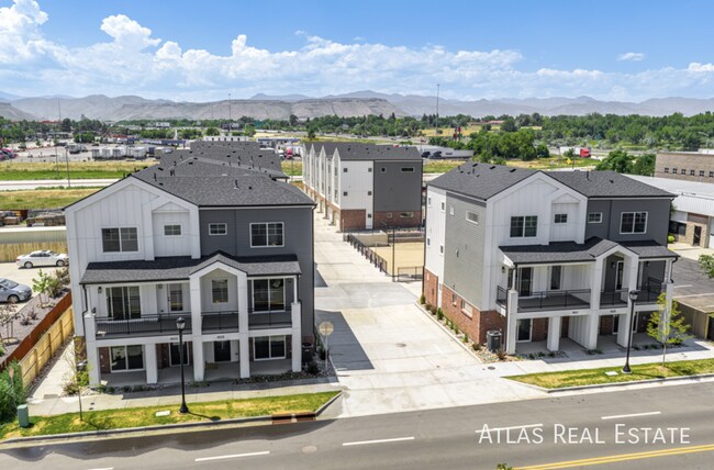 Photo - 4519 Tabor St