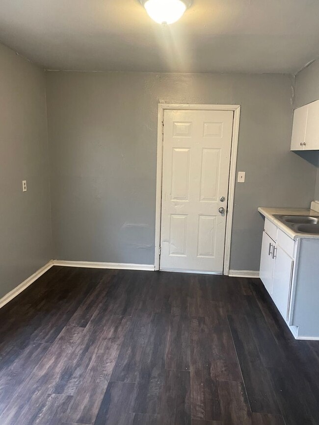 Photo - Cute Duplex in South Memphis