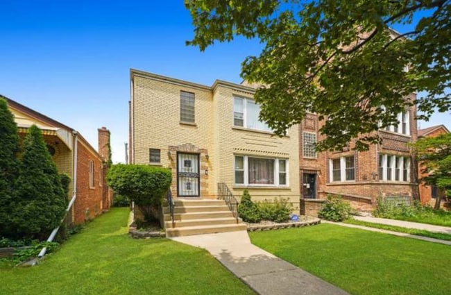 Photo - 10324 S Vernon Ave Apartment Unit 2