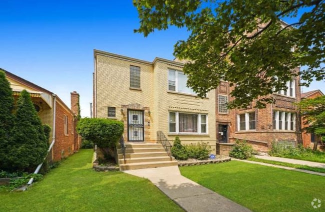 Building Photo - 10324 S Vernon Ave Rental