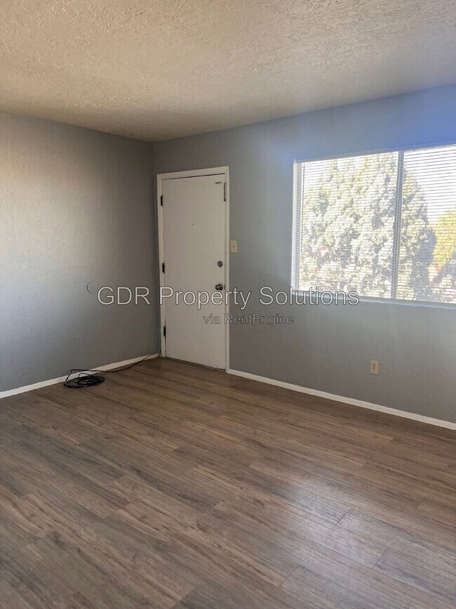 128 General Arnold St NE Unit 3